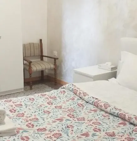 בית הארחה Venice Sanella *