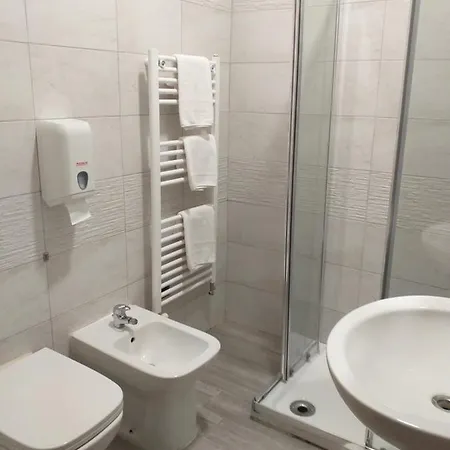Venice Sanella מסטרה